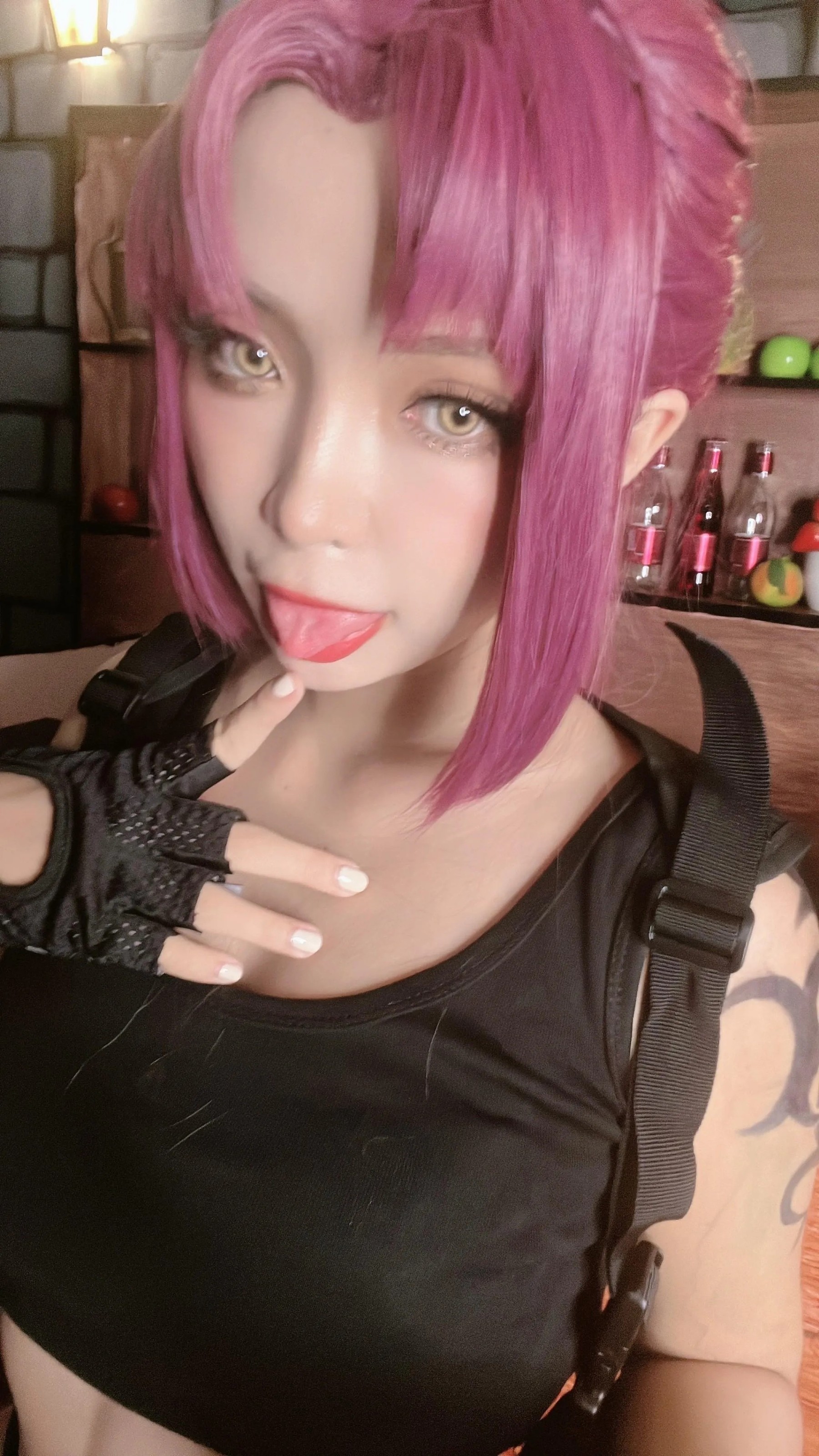 Umeko J – NO.051 Revy Black Lagoon [COMPLETE SET]-Revy Selfies [26P]插图7